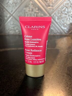 Clarins Rose Radiance Cream - All skin types